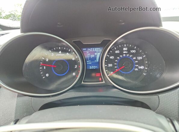 KMHTC6AD7GU267661 2016 HYUNDAI VELOSTER White Instrument cluster view
