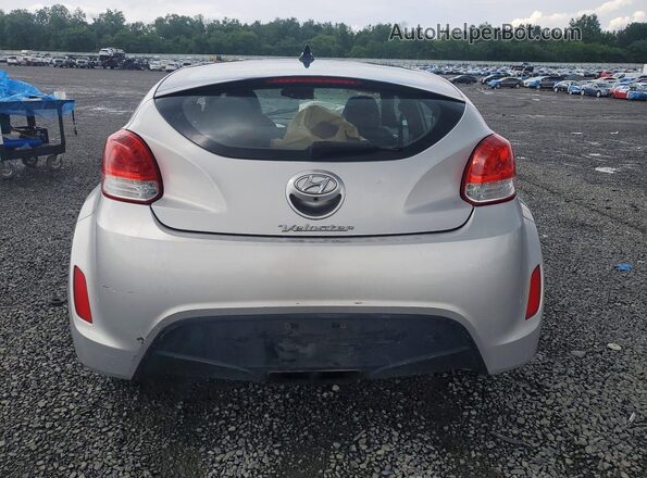 KMHTC6AD8GU293766 2016 HYUNDAI VELOSTER Серебряный Вид сзади