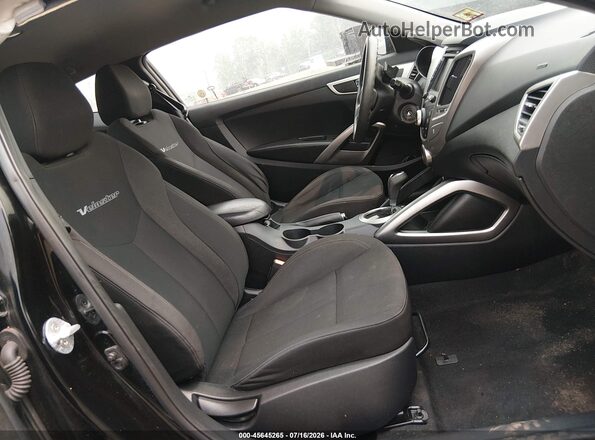 KMHTC6ADXGU279108 2016 HYUNDAI VELOSTER Черный Вид салона спереди
