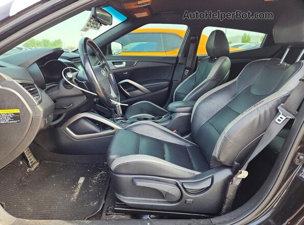 KMHTC6AE0GU269423 2016 HYUNDAI VELOSTER Black წინა სალონის ხედი