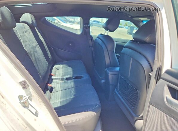 KMHTC6AE1GU293102 2016 HYUNDAI VELOSTER White Vista de los asientos traseros