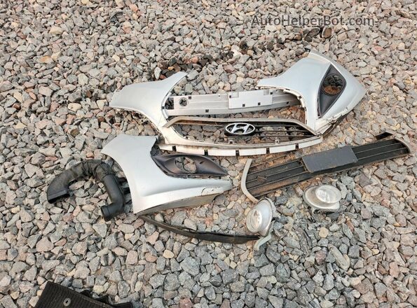 KMHTC6AE5GU261625 2016 HYUNDAI VELOSTER Silver Շարժիչի բաժամունքի տեսք