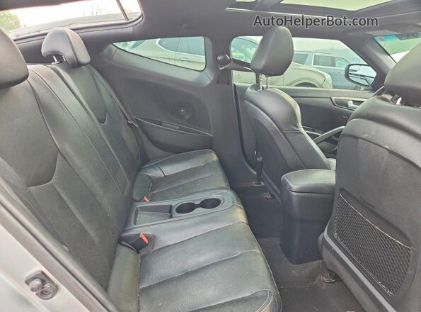 KMHTC6AE5GU261625 2016 HYUNDAI VELOSTER Silver Հետևի նստատեղերի տեսք