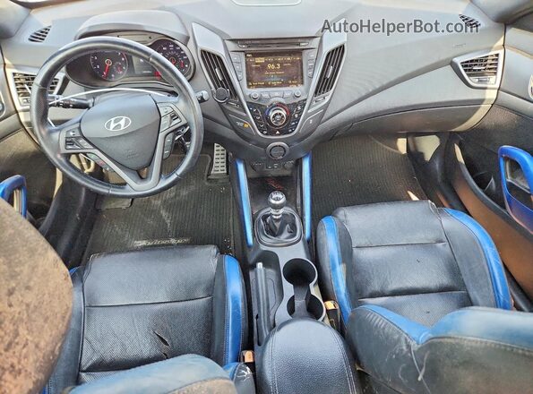 KMHTC6AE7GU252702 2016 HYUNDAI VELOSTER Blue Vista del salpicadero