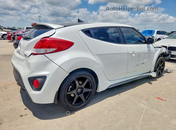 KMHTC6AE9GU285393 2016 HYUNDAI VELOSTER White Tył prawy