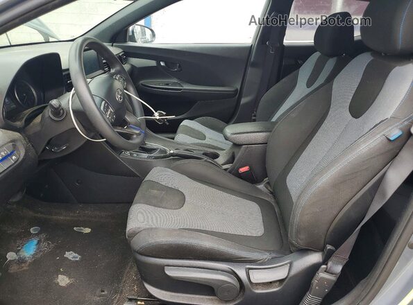 KMHTG6AF1KU017962 2019 HYUNDAI VELOSTER Серебряный Вид салона спереди
