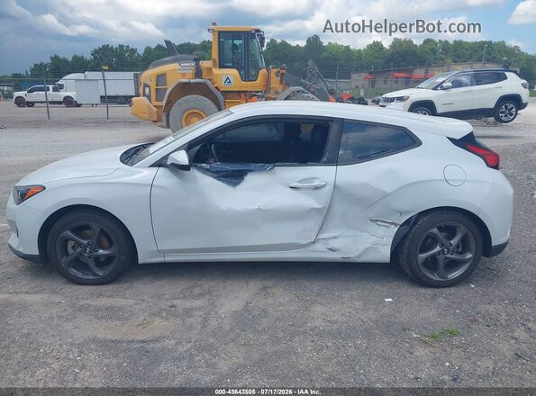 KMHTG6AF6LU024701 2020 HYUNDAI VELOSTER White 360 interior view