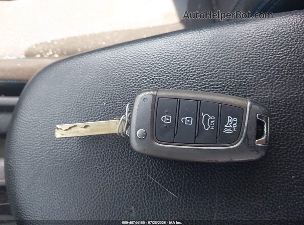 KMHTG6AF7KU017075 2019 HYUNDAI VELOSTER Red Widok deski rozdzielczej