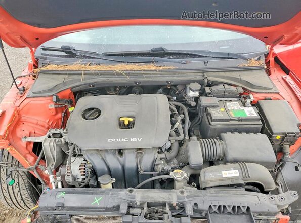 KMHTG6AF7KU018355 2019 HYUNDAI VELOSTER Red უკანა სალონის ხედი