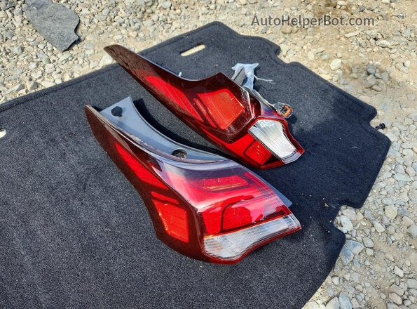 KMHTH6AB5MU032347 2021 HYUNDAI VELOSTER White Engine compartment view