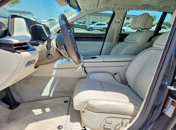 KMTFC4SD1PU030265 2023 GENESIS G90 Угольный Вид салона спереди
