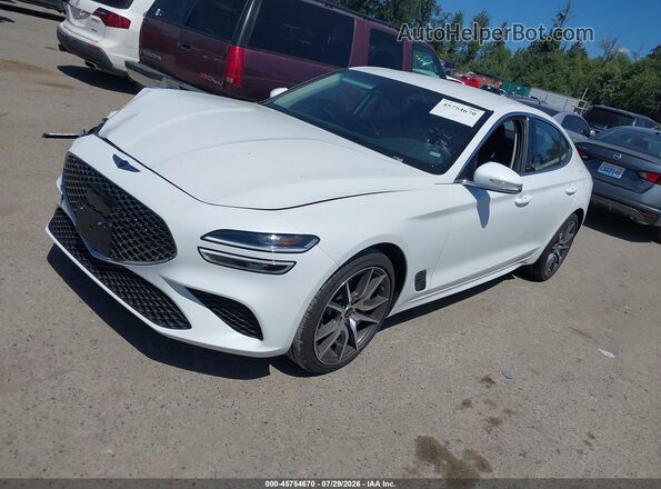 KMTG14SC2TU167646 2026 GENESIS G70 White წინა მარცხენა ხედი სამი მეოთხედიდან