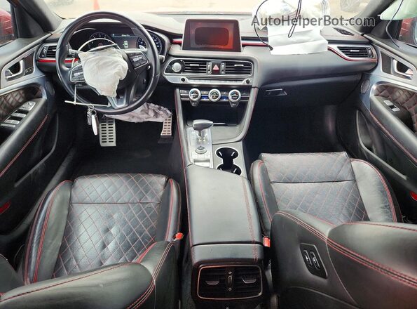 KMTG34LE9KU015758 2019 GENESIS G70 Red Вид панелі приладів