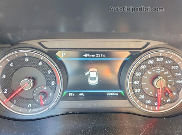 KMTG34LEXKU020127 2019 GENESIS G70 Green Вид щитка приладів