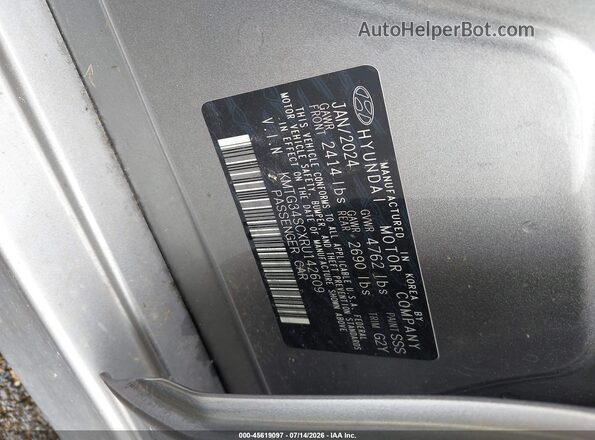 KMTG34SCXRU142609 2024 GENESIS G70 Gray Вид підкапотного простору
