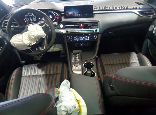 KMTG54SE3SU151640 2025 GENESIS G70 Black Widok deski rozdzielczej