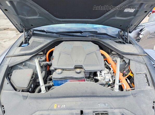 KMTGE4S17PU007402 2023 GENESIS G80 Gray Widok wnętrza z tyłu