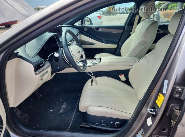 KMTGE4S17PU007402 2023 GENESIS G80 Gray Widok wnętrza z przodu