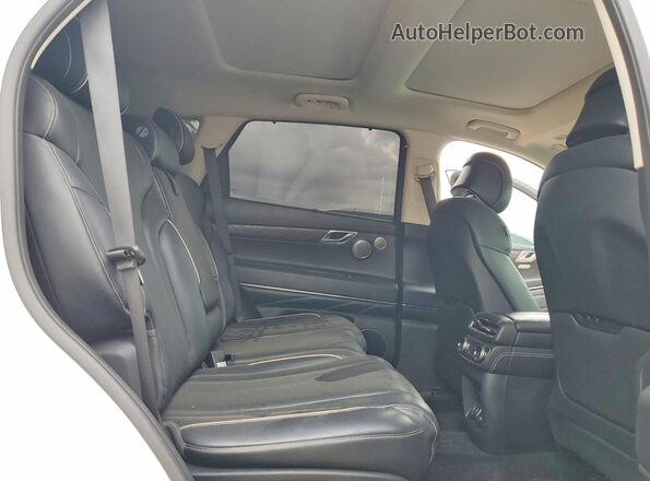 KMUHCESC2MU048965 2021 GENESIS GV80 White Rear seats view