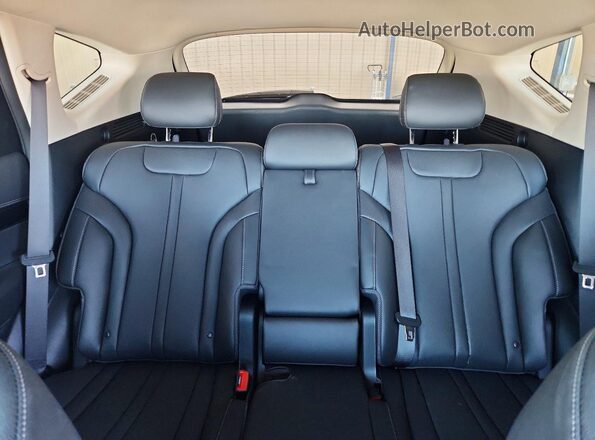 KMUHFESB4TU345989 2026 GENESIS GV80 Gray Вид задніх сидінь