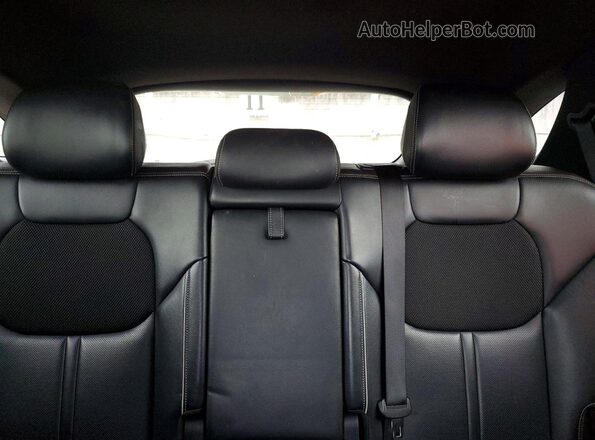 KMUMCDTC2NU015649 2022 GENESIS GV70 White Rear seats view