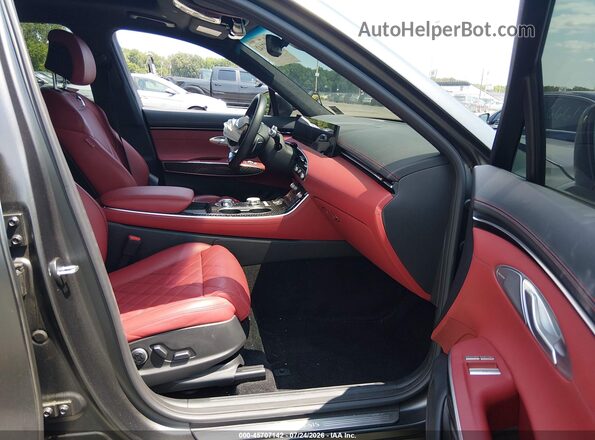 KMUMEDTC0TU242782 2026 GENESIS GV70 Gray Front interior view