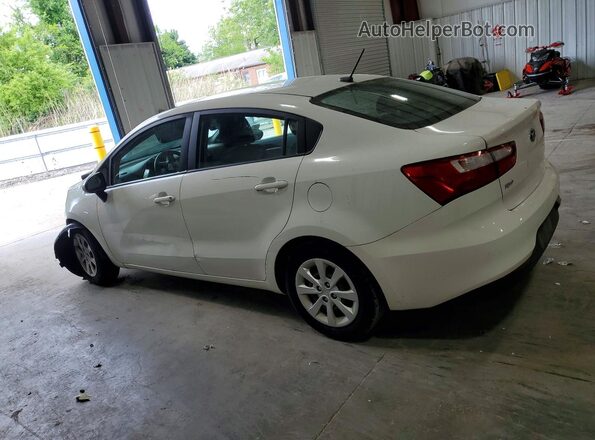 KNADM4A30G6692660 2016 KIA RIO White Задня ліва чверть