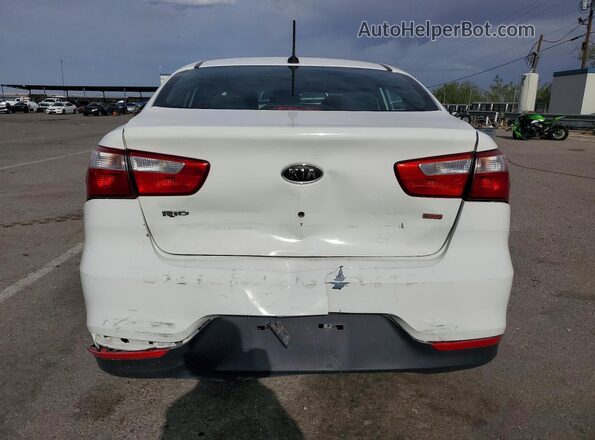 KNADM4A30H6049761 2017 KIA RIO White Вид ззаду