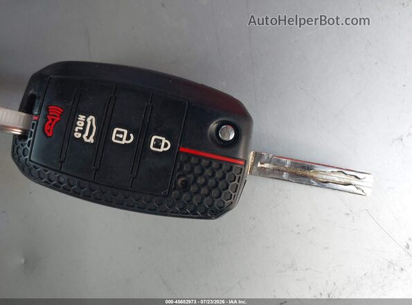 KNADM4A30H6065748 2017 KIA RIO Black Vista del salpicadero