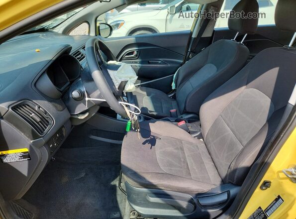 KNADM4A31G6576013 2016 KIA RIO Gold Սալոնի դիմացի տեսք