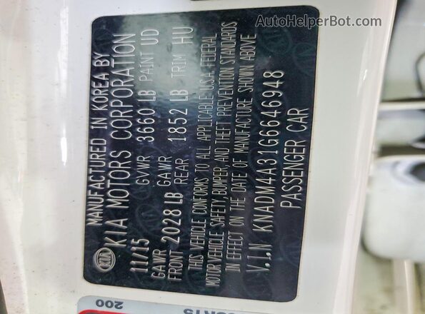 KNADM4A31G6646948 2016 KIA RIO White ძრავის განყოფილების ხედი