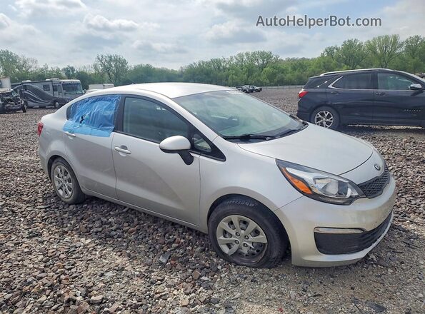 KNADM4A31H6106677 2017 KIA RIO Silver Առջևի աջ