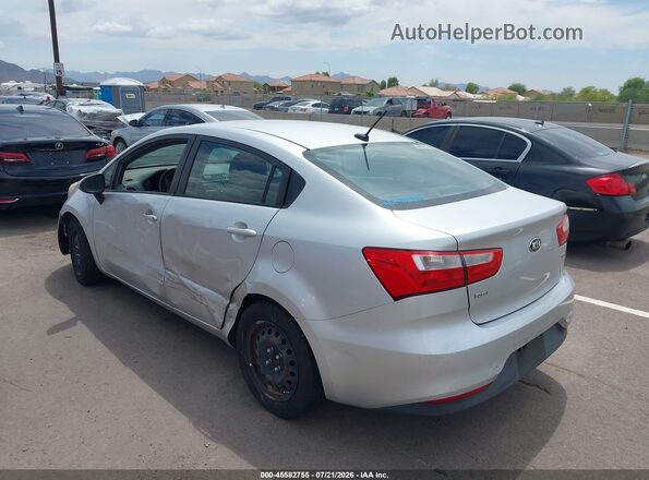 KNADM4A32G6548186 2016 KIA RIO Silver Trasero izquierdo