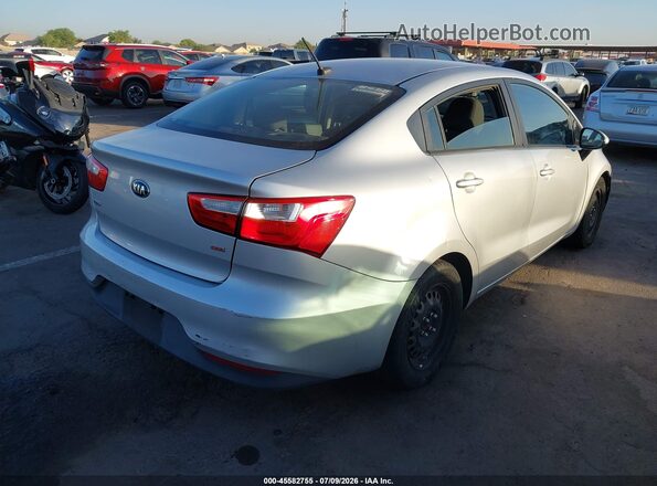 KNADM4A32G6548186 2016 KIA RIO Silver Trasero derecho