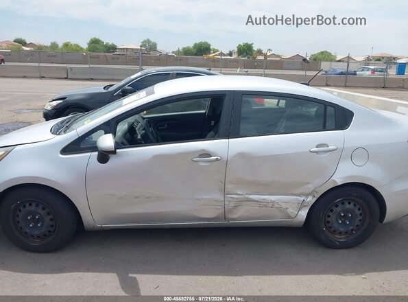 KNADM4A32G6548186 2016 KIA RIO Silver Vista frontal