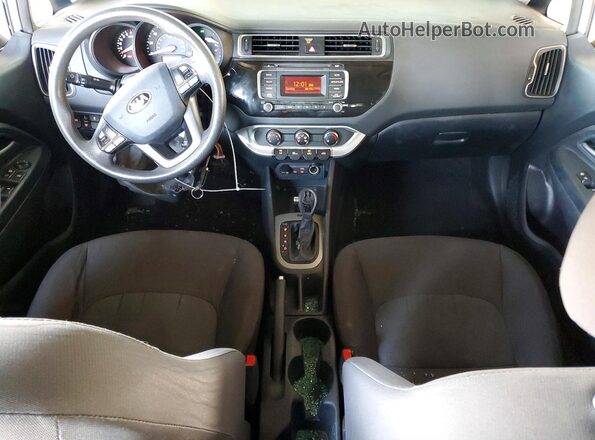 KNADM4A32G6559723 2016 KIA RIO White Vista del salpicadero