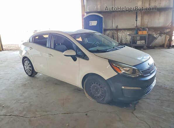 KNADM4A32G6559723 2016 KIA RIO White Delantero derecho