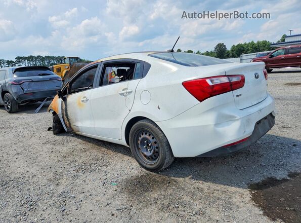 KNADM4A32G6640334 2016 KIA RIO White Tył lewy