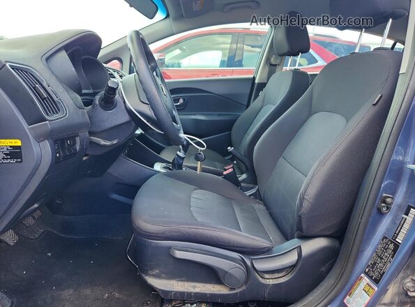KNADM4A32G6684575 2016 KIA RIO Blue Вид салону спереду