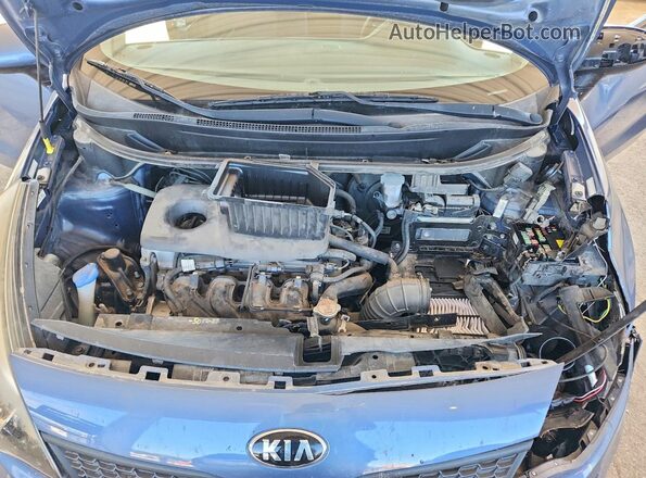 KNADM4A32G6684575 2016 KIA RIO Blue Вид задньої частини салону