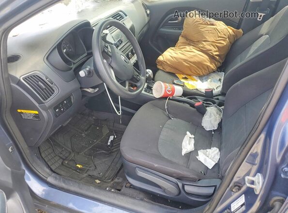 KNADM4A34G6539635 2016 KIA RIO Blue Widok wnętrza z przodu