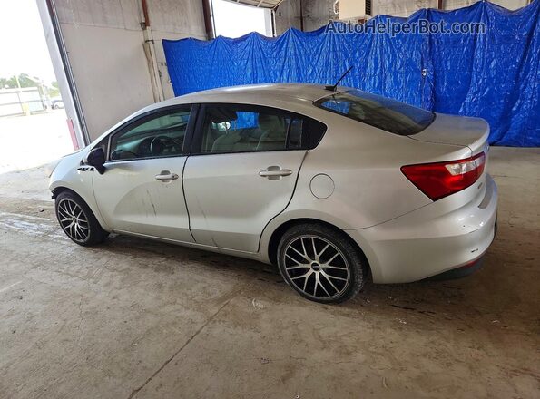 KNADM4A34G6553227 2016 KIA RIO Серебряный Задняя левая четверть