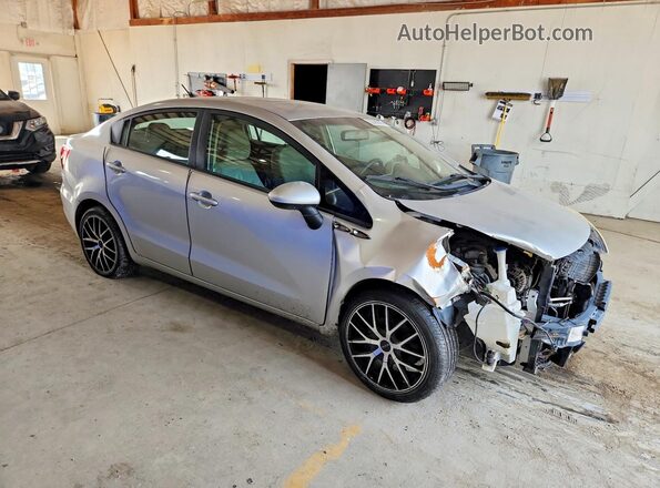 KNADM4A34G6553227 2016 KIA RIO Серебряный Передняя правая четверть