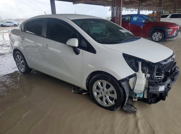 KNADM4A34G6638231 2016 KIA RIO White Передня права чверть