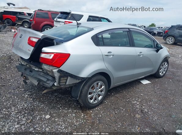 KNADM4A34G6663405 2016 KIA RIO Silver Задня права чверть