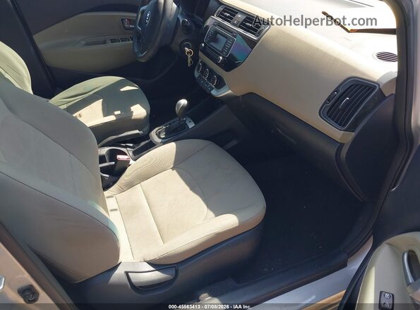 KNADM4A34H6105264 2017 KIA RIO Gray Front interior view