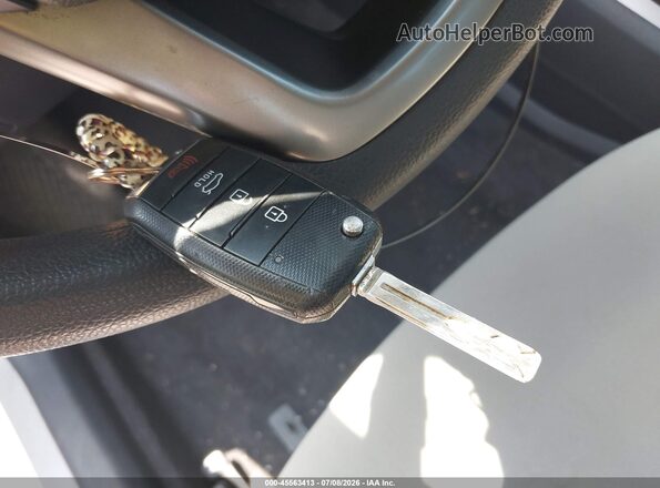 KNADM4A34H6105264 2017 KIA RIO Gray Dashboard view