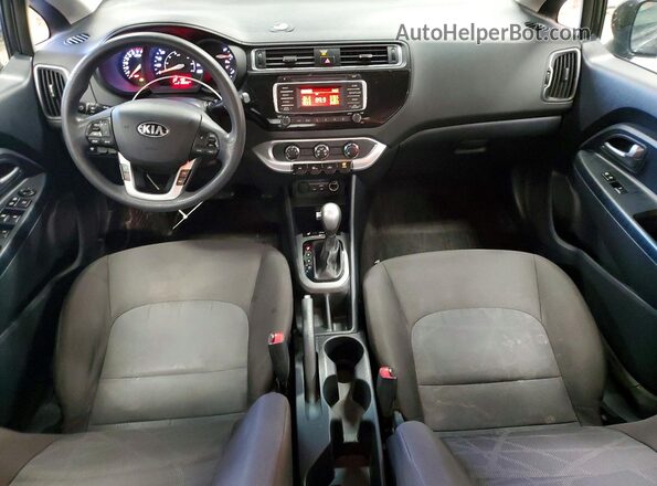 KNADM4A35H6100218 2017 KIA RIO Charcoal Առջևի վահանակի տեսք
