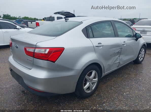 KNADM4A36G6552998 2016 KIA RIO Серебряный Задняя правая четверть