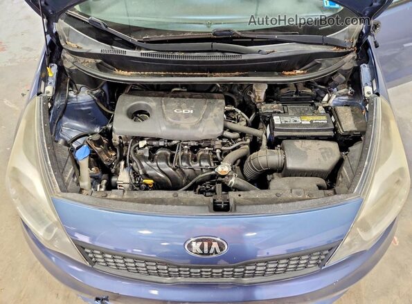 KNADM4A37G6604980 2016 KIA RIO Blue Vista interior trasera